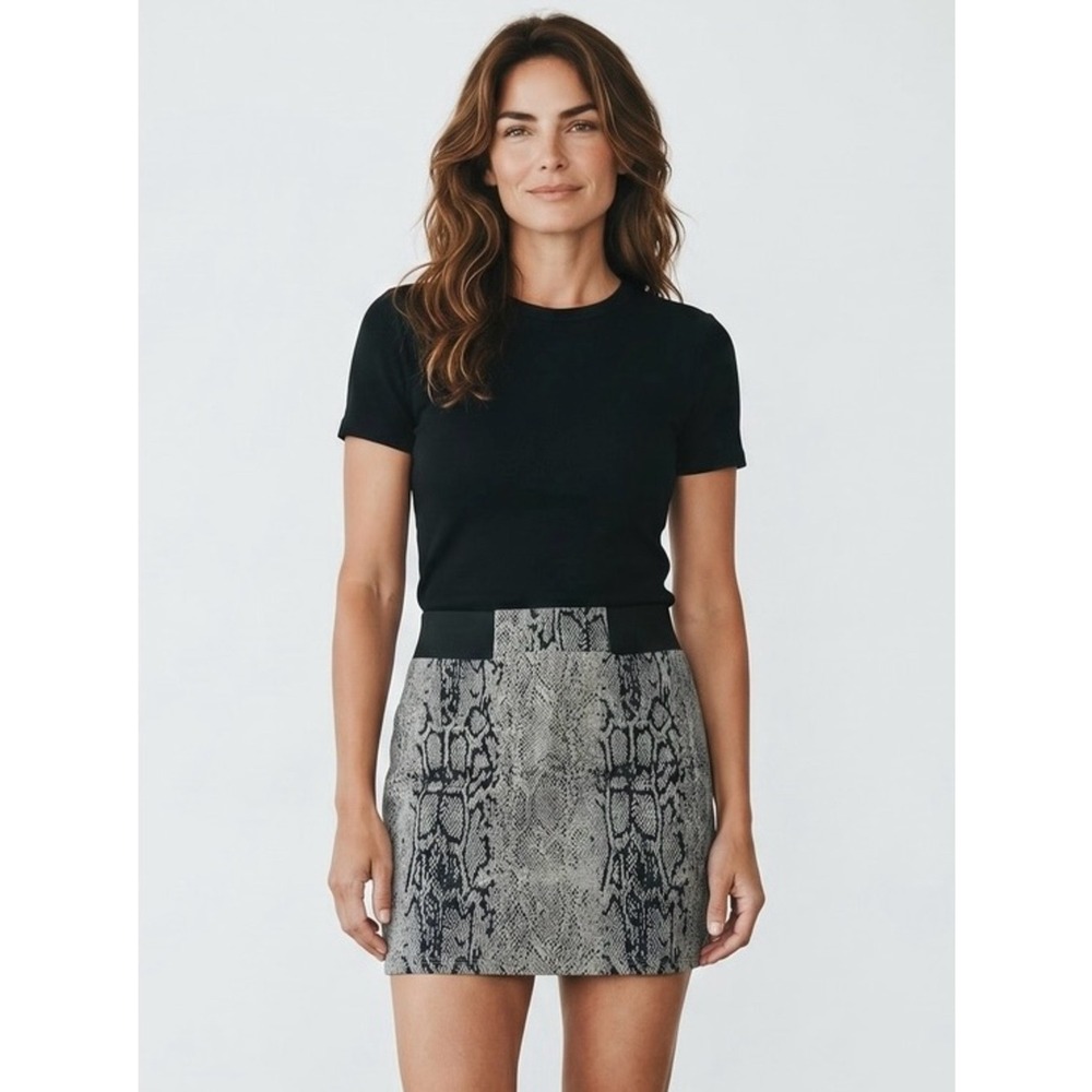 4/$40 Guess Snake Print Black and Grey Bodycon Mini Pencil Skirt